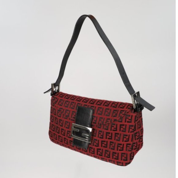 Fendi Baguette - Picture 2 of 9